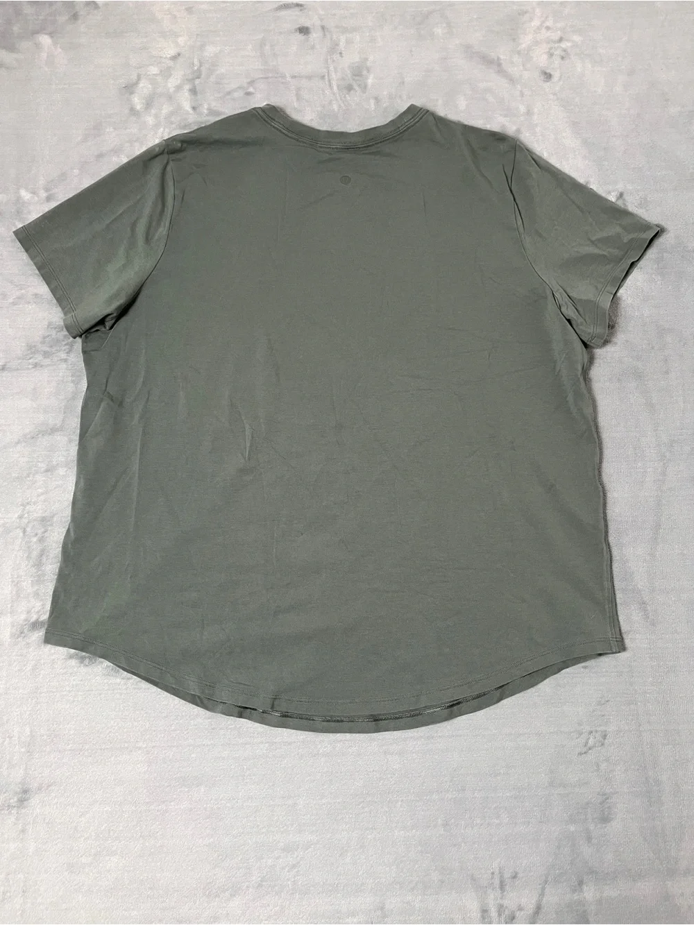 Lululemon Love Crewneck T-Shirt Women’s Size 16 Willow Leaf